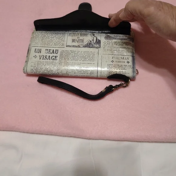 Patricia Nash WOMEN'S Unique Print Clutch/Wallet - Picture 2 of 11